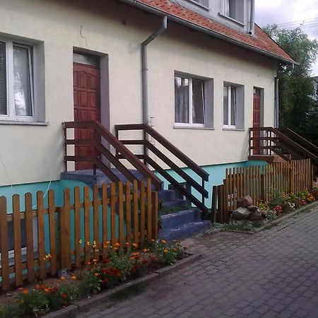 Apartamenty, Pokoje, Noclegi Pracownicze " Skarpa" Wilkasy Bagian luar foto