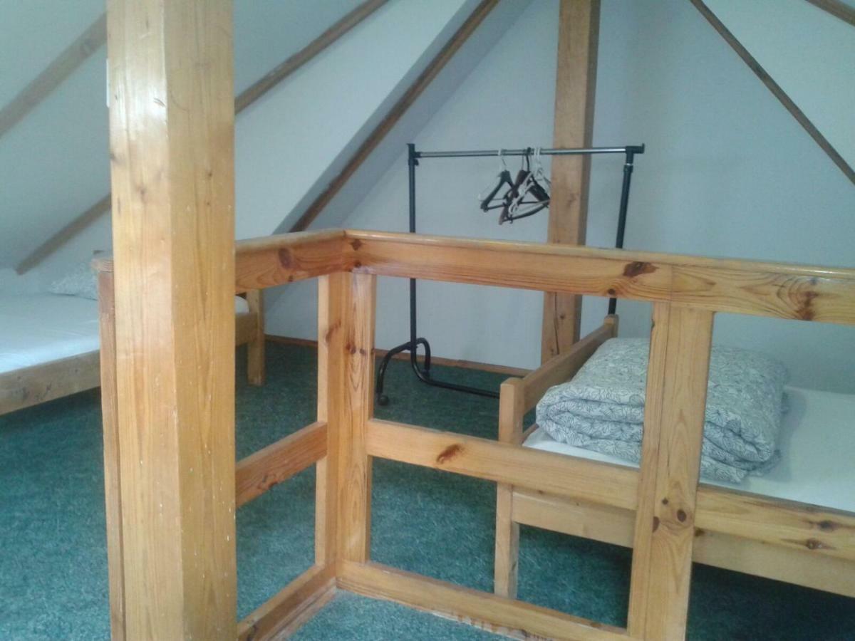 Apartamenty, Pokoje, Noclegi Pracownicze " Skarpa" Wilkasy Bagian luar foto